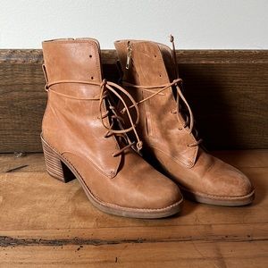 UGG tan leather lace up boots